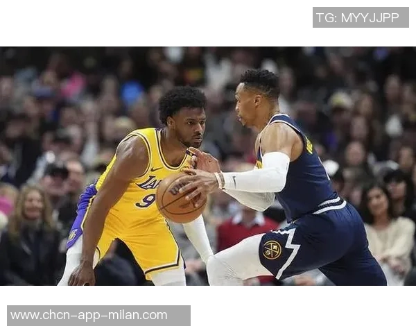 夸梅直言布朗尼一年无进步威少积极跑动更具价值 夸梅直言布朗尼一年无进步威少积极跑动更具价值