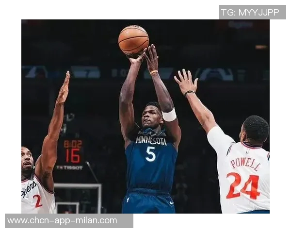 森林狼球员莱昂纳德米勒右手小拇指受伤两周后将进行复查 森林狼球员莱昂纳德米勒右手小拇指受伤两周后将进行复查