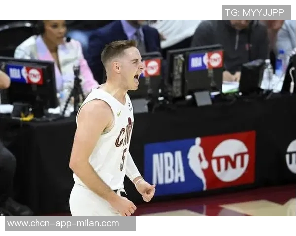 骑士新赛季双塔双矮薪资激增球哥南斯托布能否带队冲击季后赛