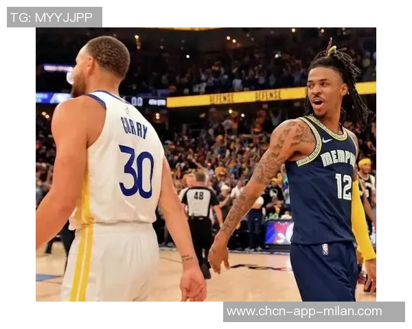 勇士半场领先灰熊4分巴特勒与莫兰特分别贡献16分和15分表现抢眼 勇士半场领先灰熊4分巴特勒与莫兰特分别贡献16分和15分表现抢眼