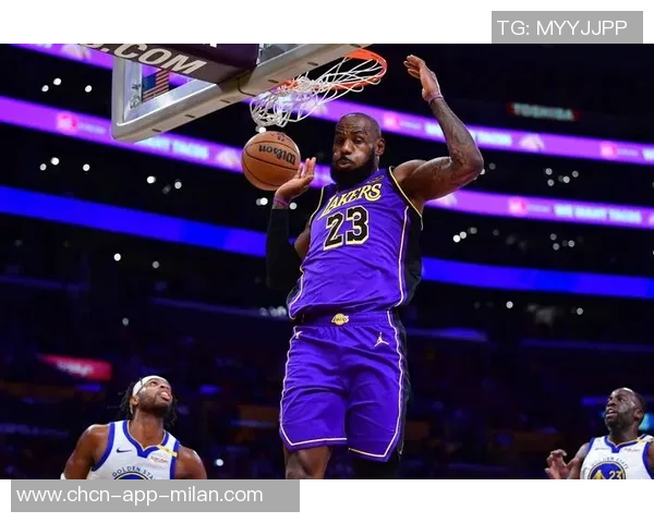 帕金斯指出詹姆斯身体信号显现伤病困扰已持续三年需考虑退役 帕金斯指出詹姆斯身体信号显现伤病困扰已持续三年需考虑退役