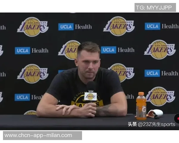 东契奇谈常规赛前训练计划强调球队需理清战术与配合问题