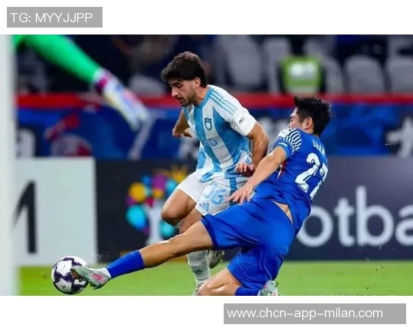 阿苏埃单刀突入禁区遭侵犯裁判未判点球引发强烈不满