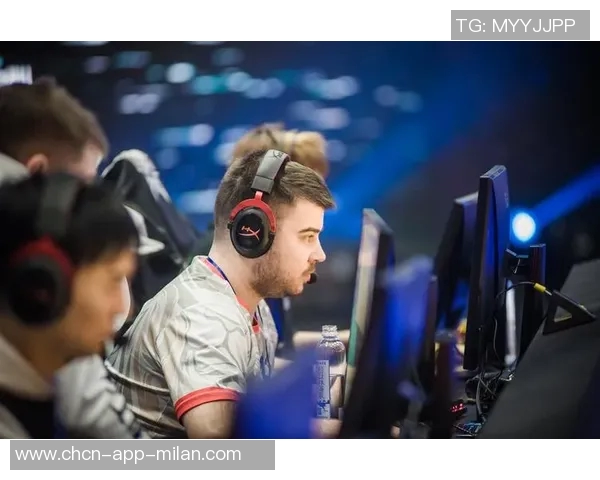 夏季训练成果显著爱德华兹高难度撤步跳投精彩首秀 夏季训练成果显著爱德华兹高难度撤步跳投精彩首秀